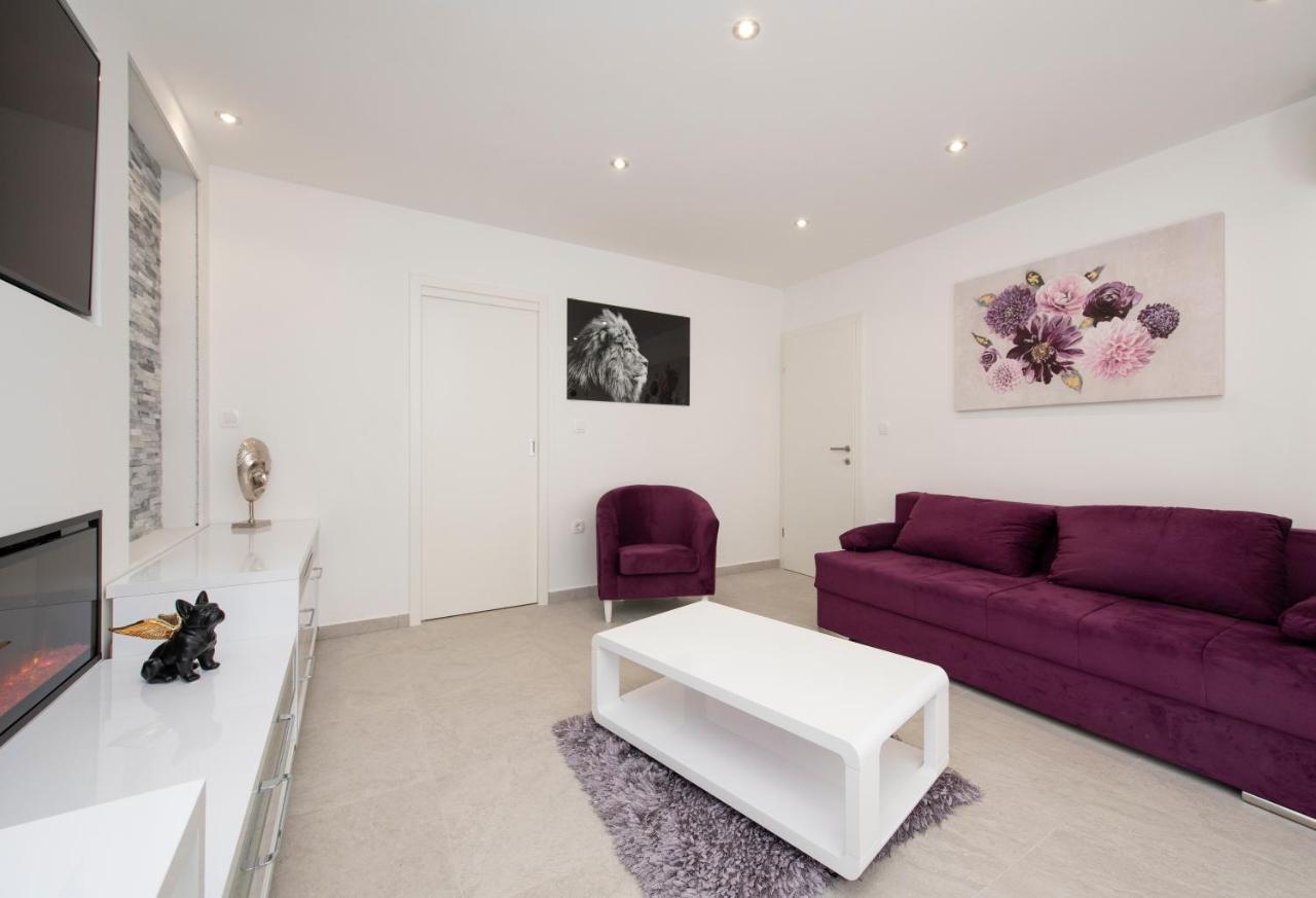 Lions Apartment Сплит Екстериор снимка