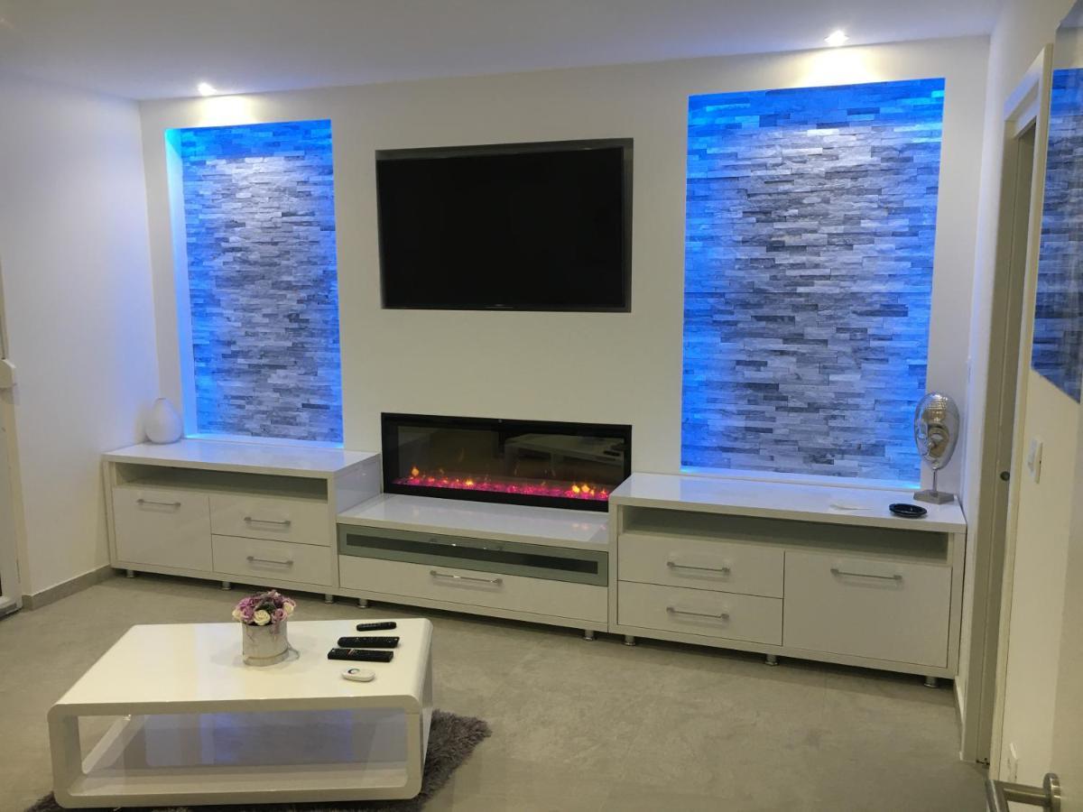 Lions Apartment Сплит Екстериор снимка