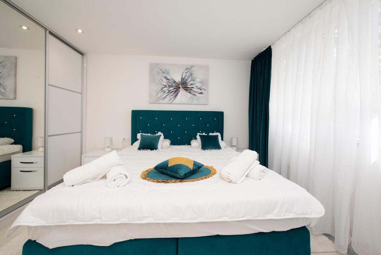 Lions Apartment Сплит Екстериор снимка