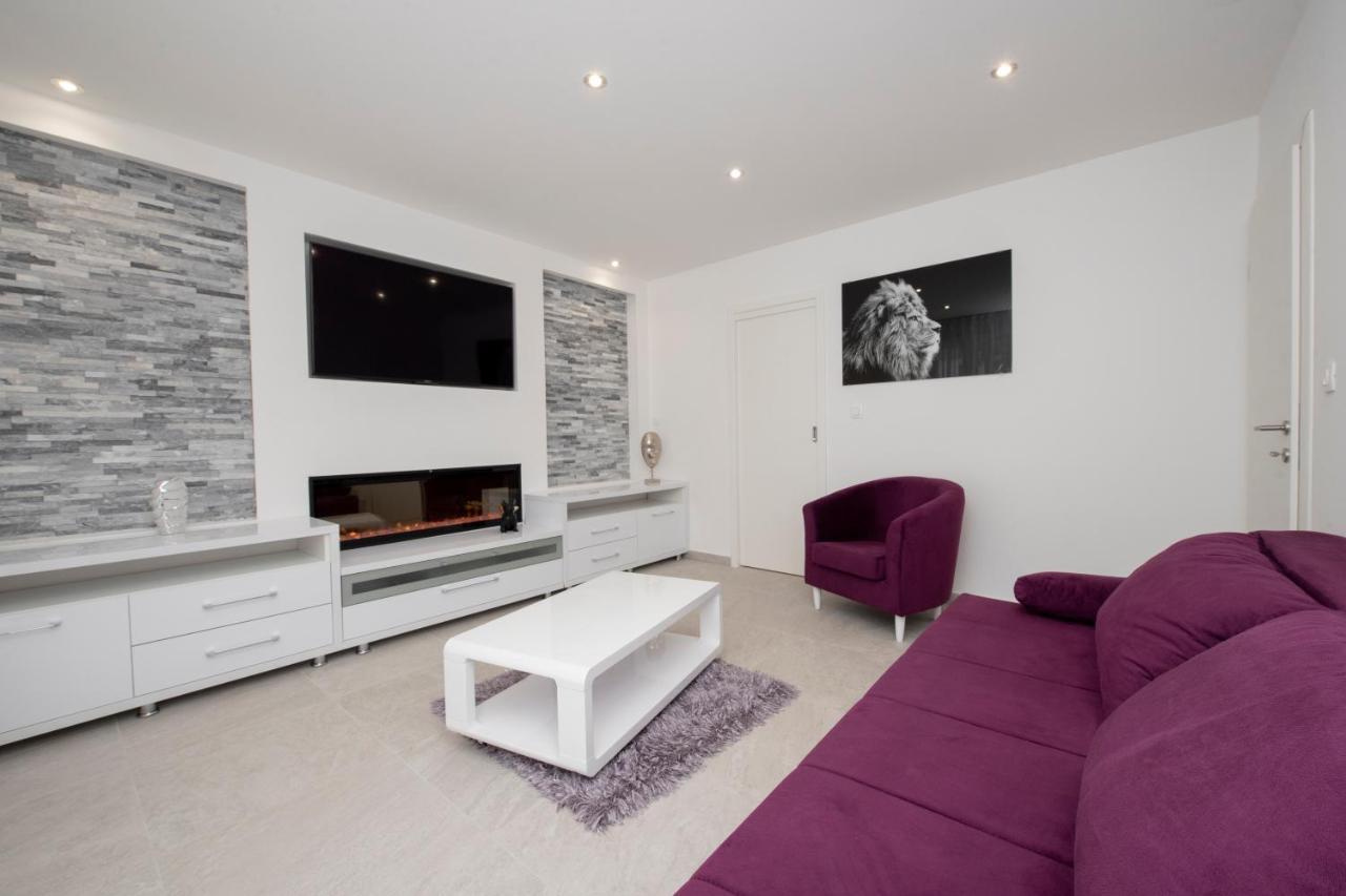 Lions Apartment Сплит Екстериор снимка