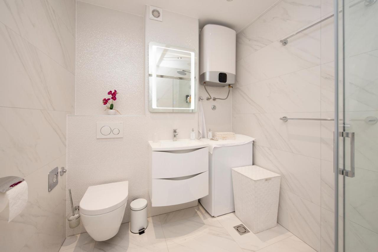 Lions Apartment Сплит Екстериор снимка
